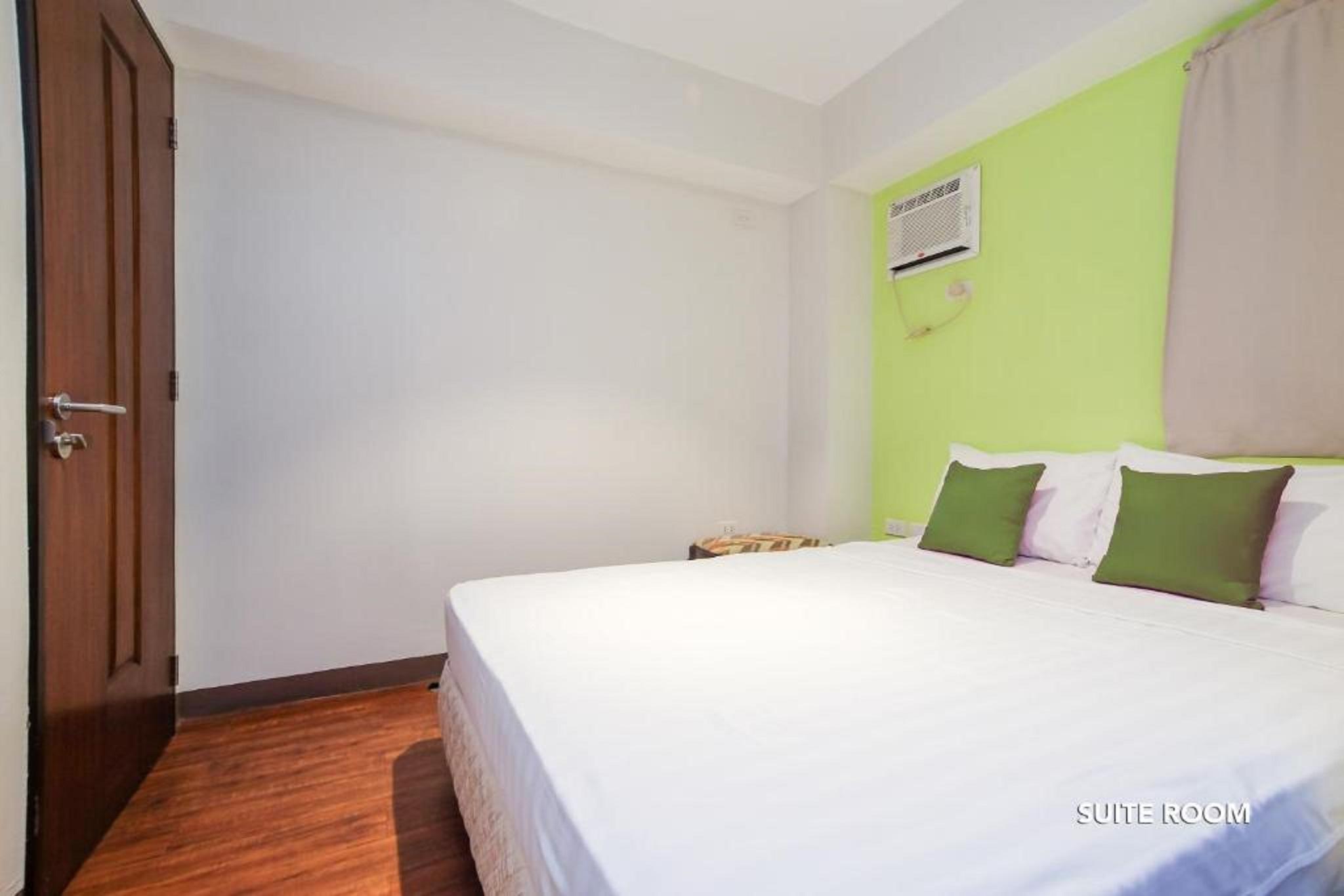 Myspace Hotel @Bgc Pasig City Exterior foto