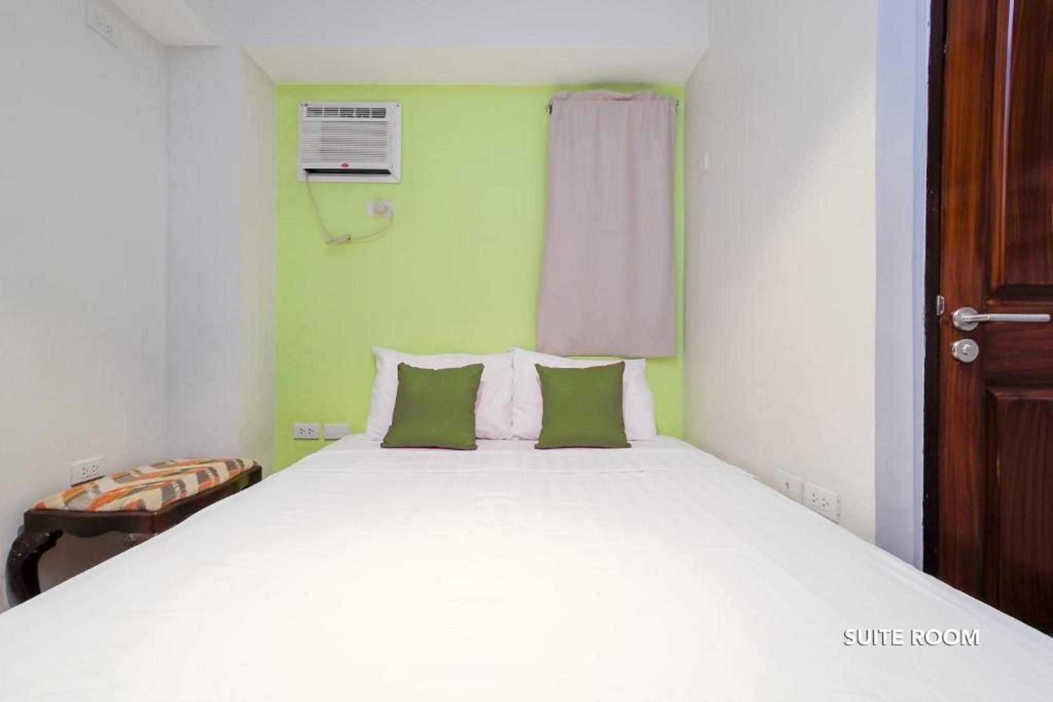 Myspace Hotel @Bgc Pasig City Exterior foto