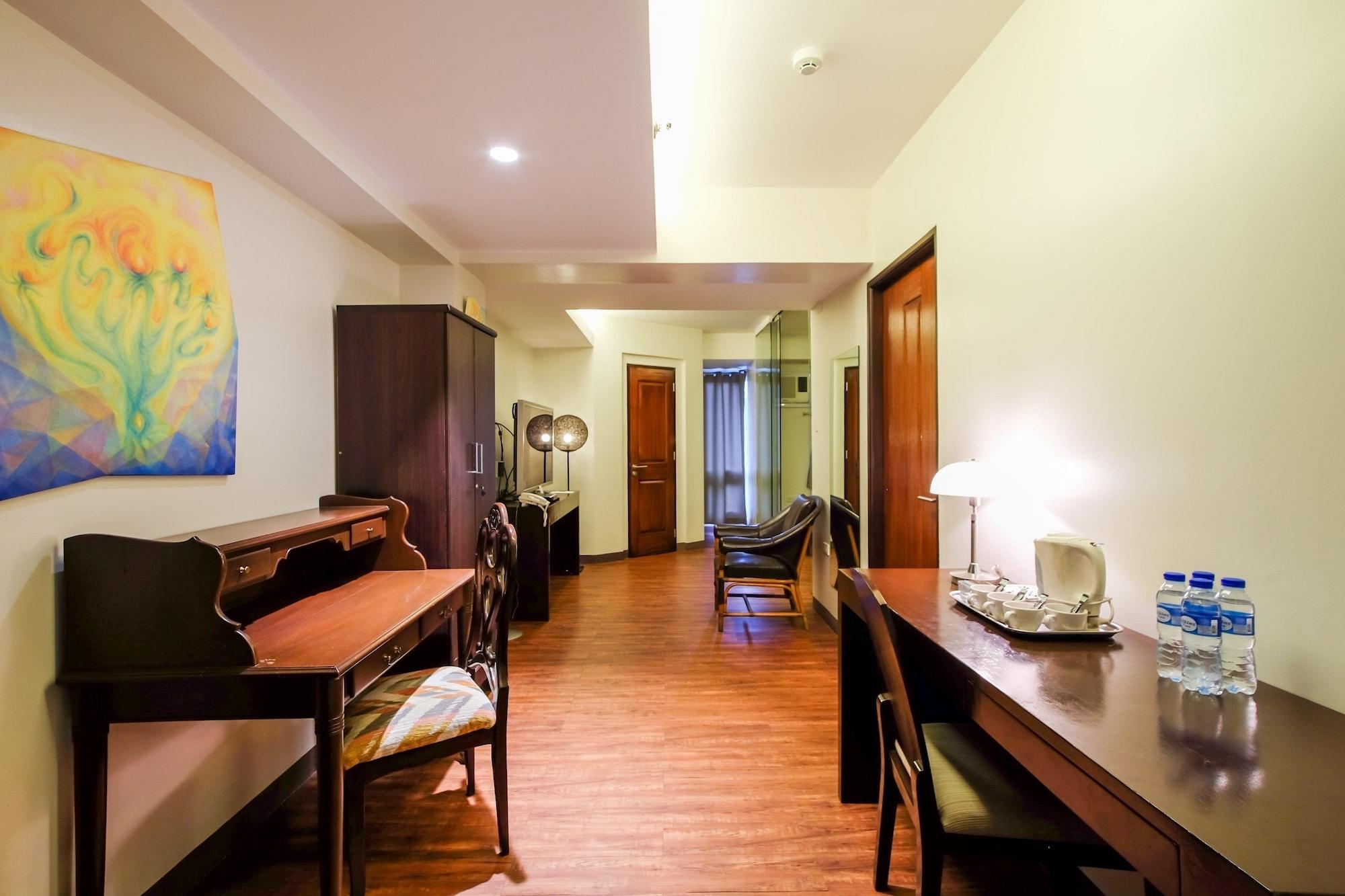 Myspace Hotel @Bgc Pasig City Exterior foto